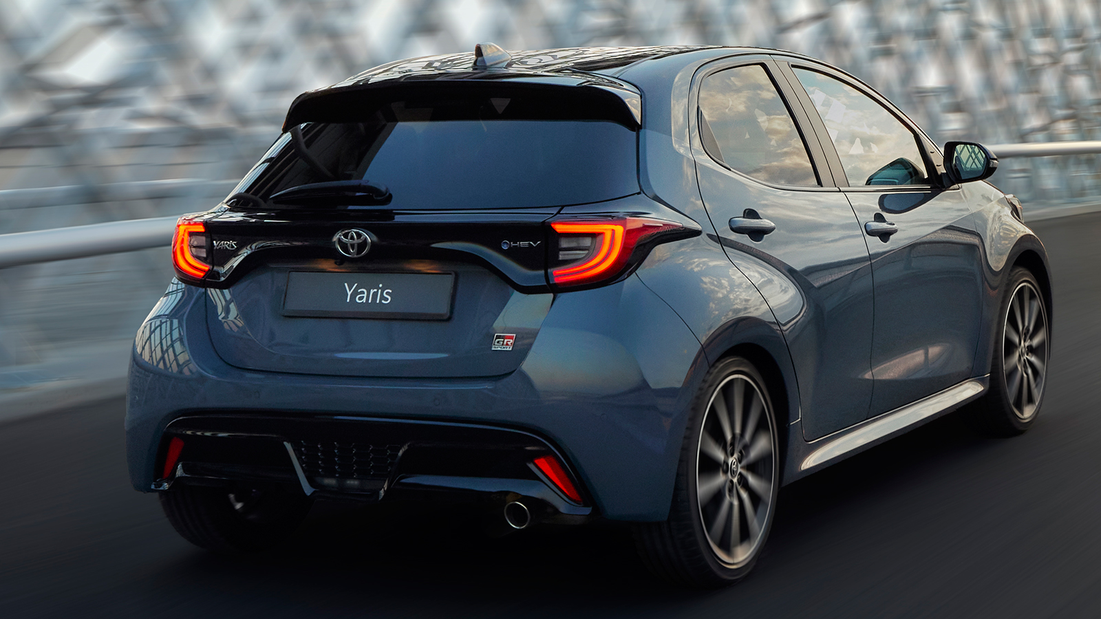 Toyota: Αναβαθμισμένο Yaris GR Sport και νέο χρώμα σε όλη την γκάμα